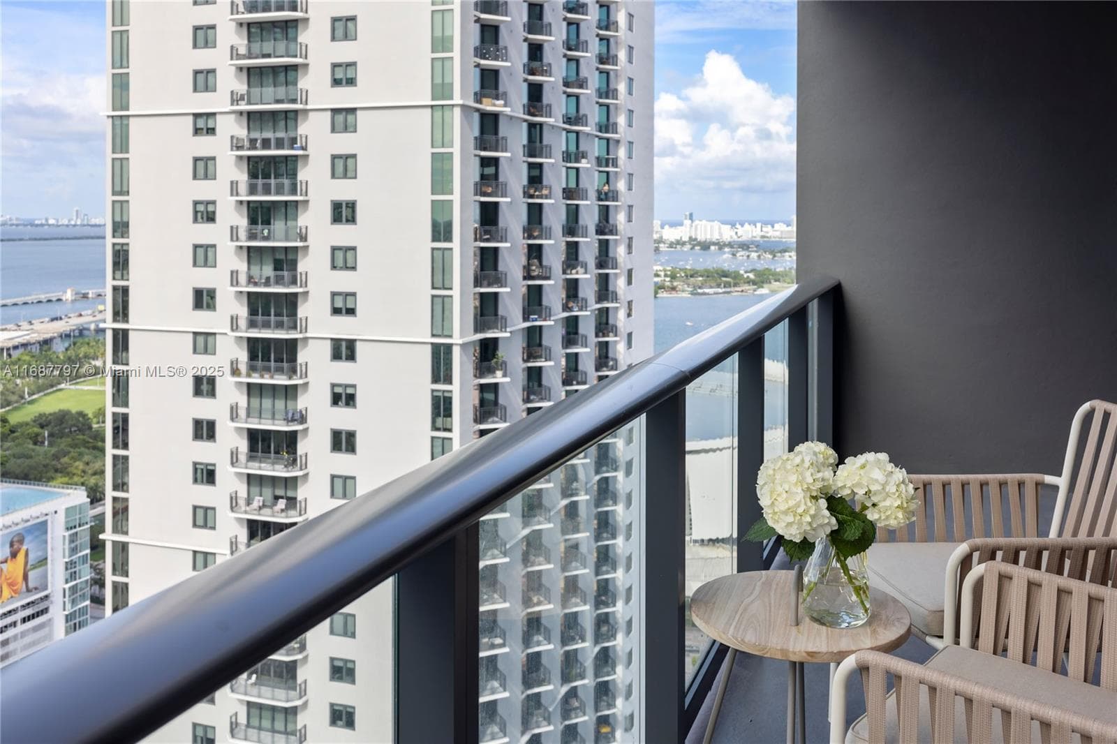 159 NE 6TH ST # 3002, Miami FL 33132 — 41