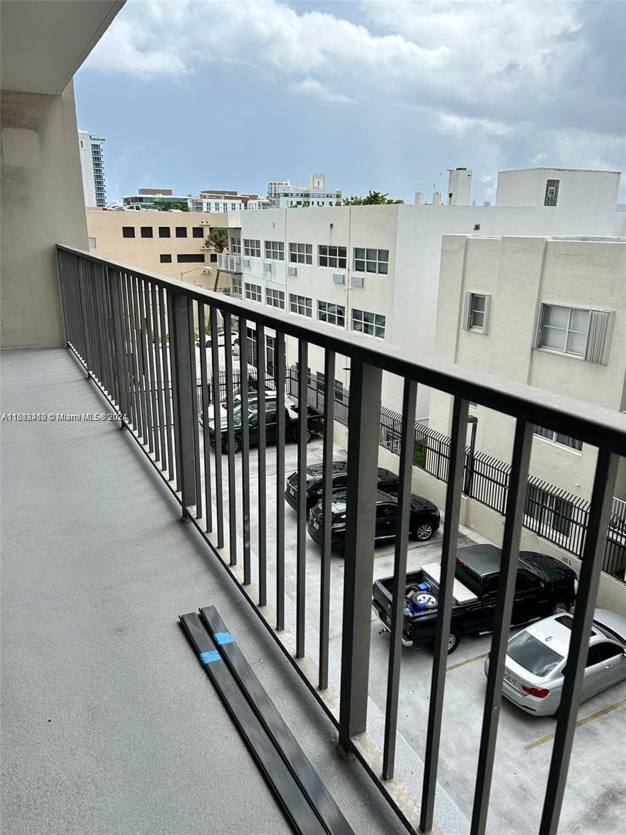 Oceanfront Plaza Condo, Miami Beach, FL — 4