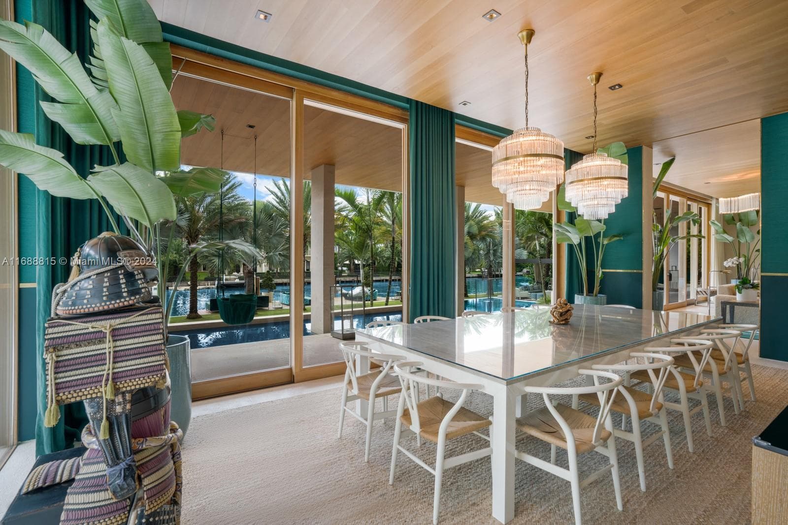 1510 W 25th St, Miami Beach FL 33140 — 12