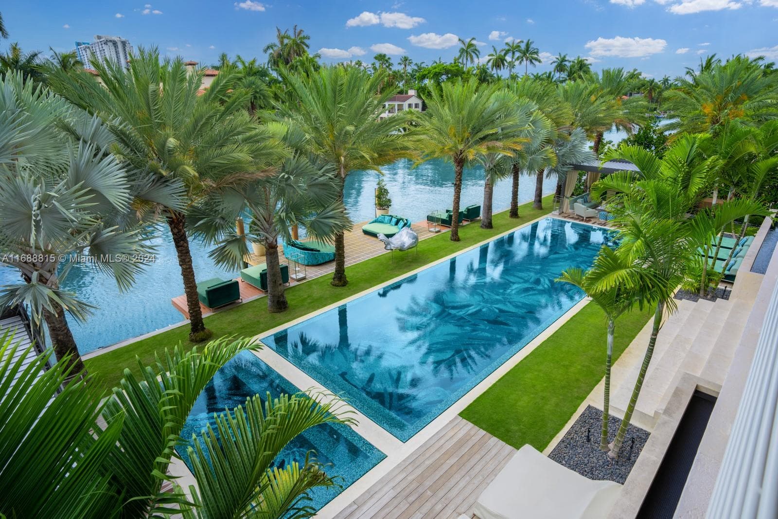 1510 W 25th St, Miami Beach FL 33140 — 22