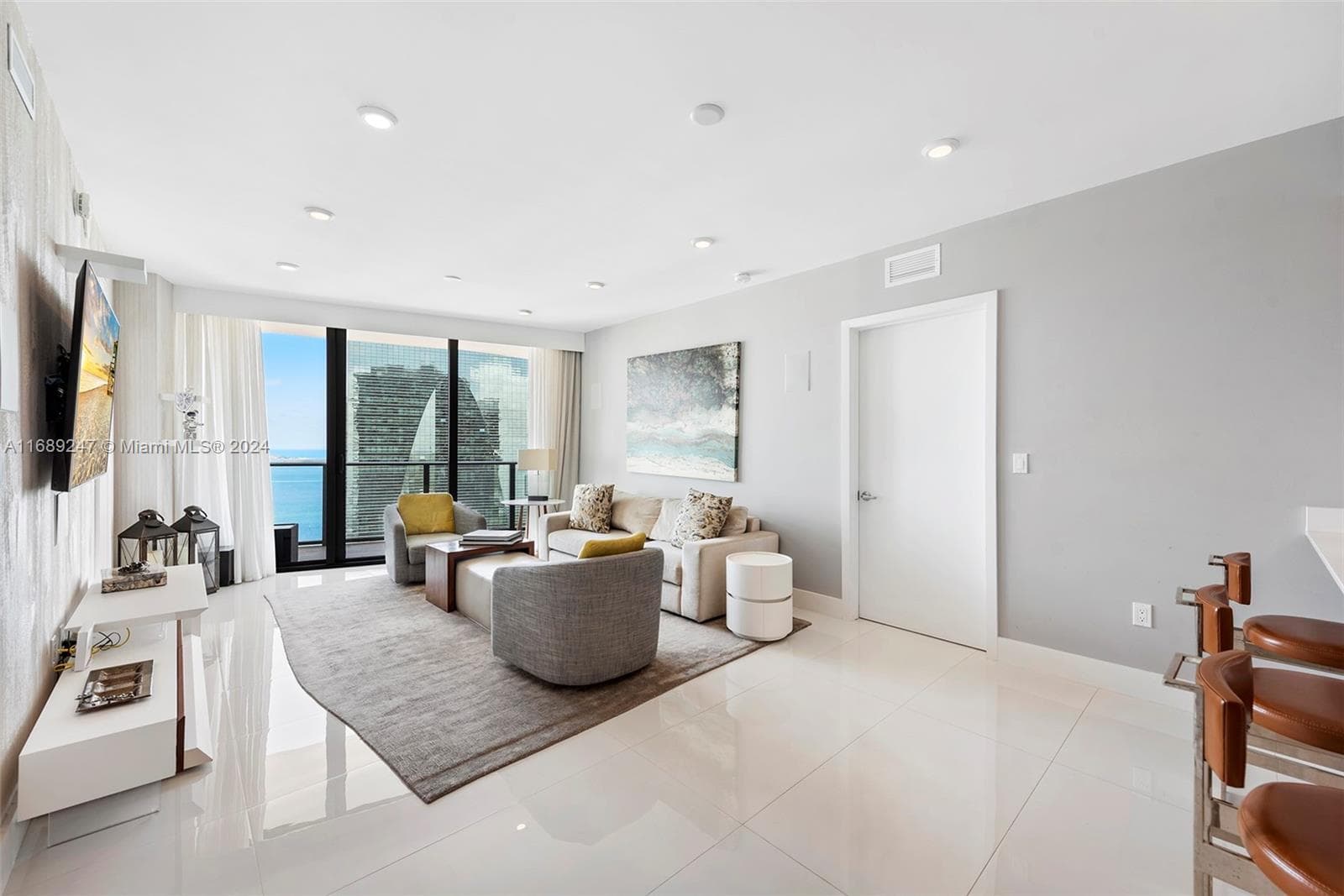 1300 S Miami Ave # 3402, Miami FL 33130 — 4