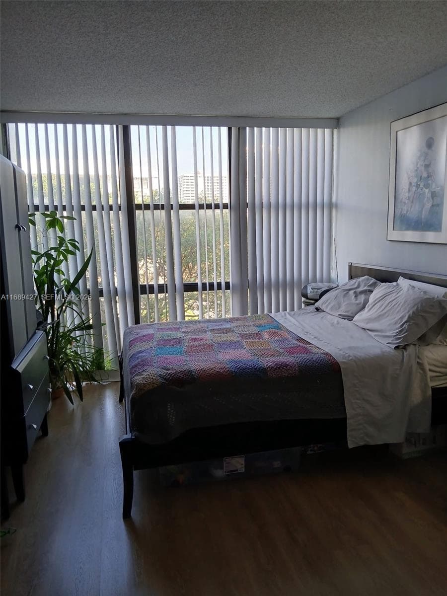 17021 N Bay Rd, Sunny Isles Beach FL 33160 — 17