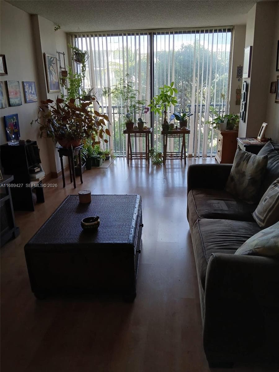 17021 N Bay Rd, Sunny Isles Beach FL 33160 — 11
