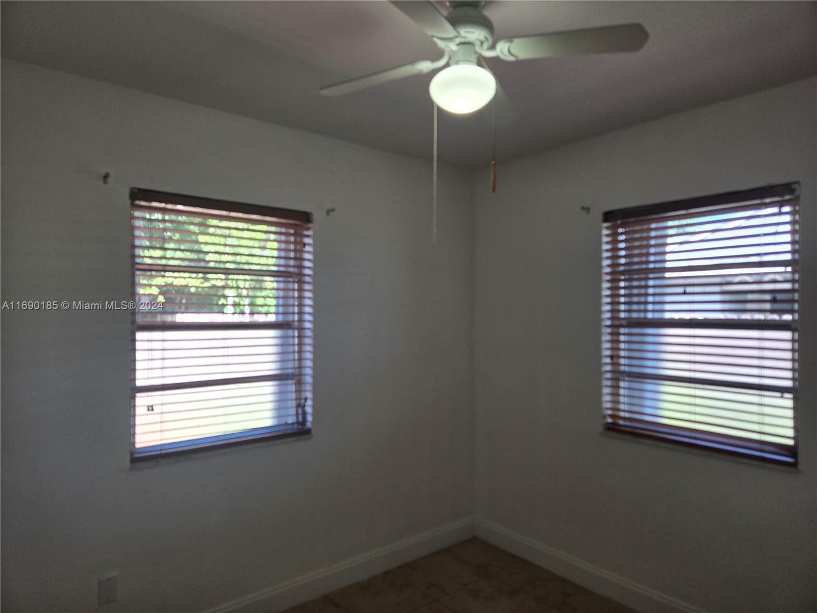 961 E 32nd St, Hialeah FL 33013 — 19