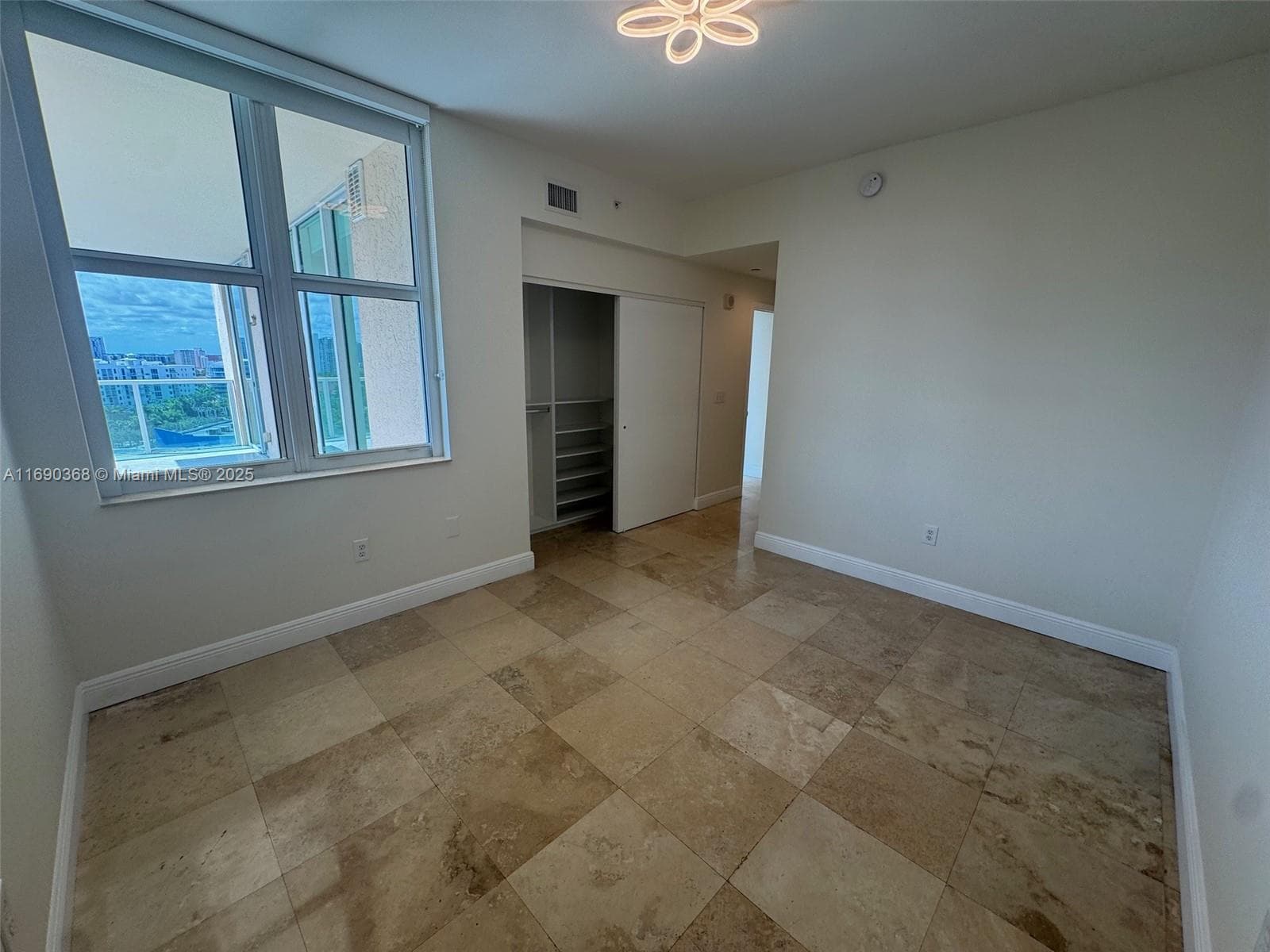 3330 NE 190 ST # 1215, Aventura FL 33180 — 17