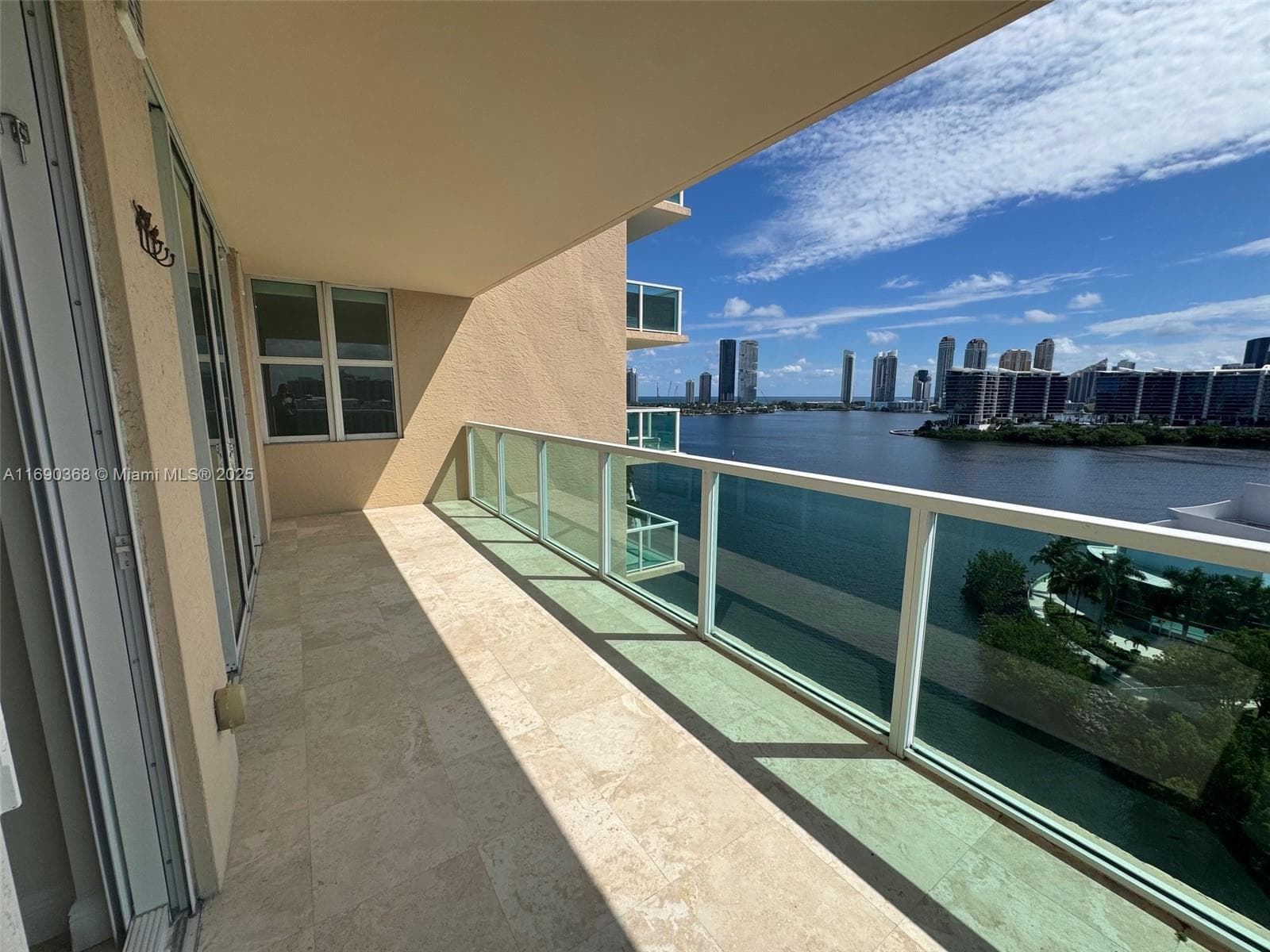 3330 NE 190 ST # 1215, Aventura FL 33180 — 26