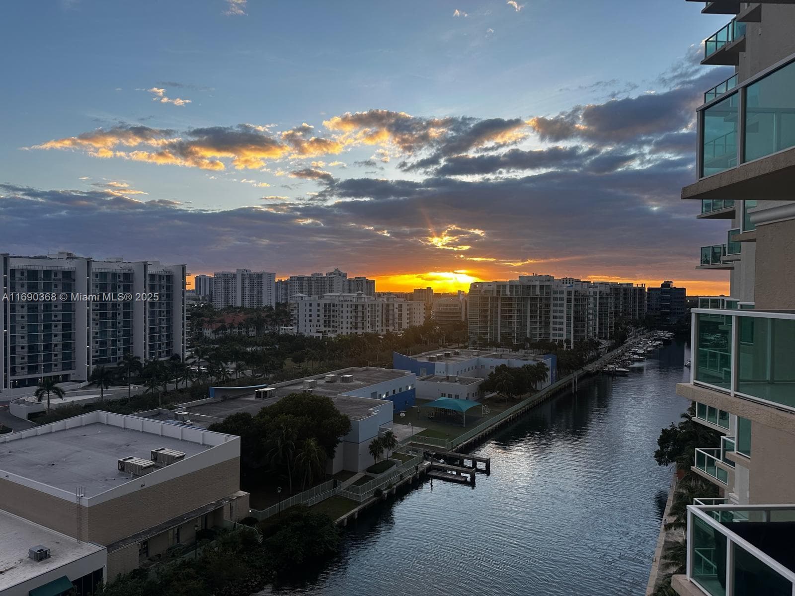 3330 NE 190 ST # 1215, Aventura FL 33180 — 29