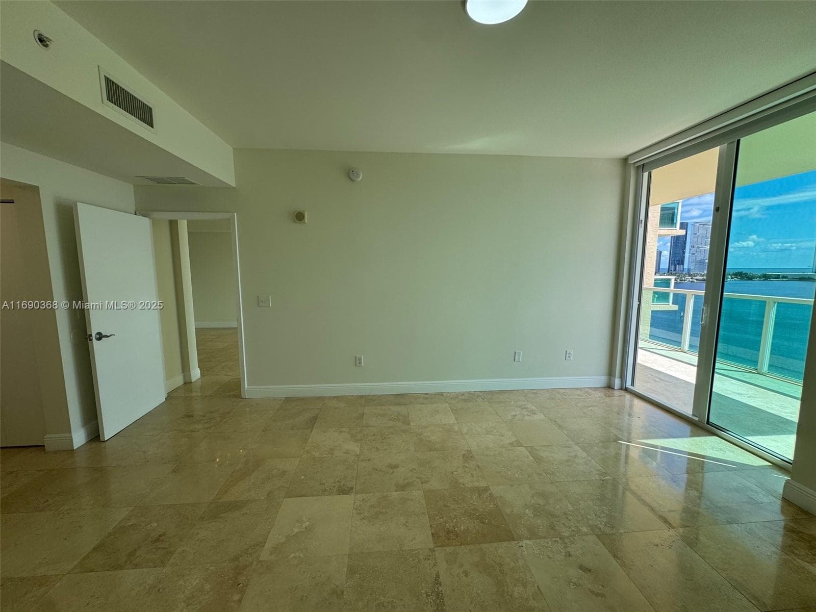3330 NE 190 ST # 1215, Aventura FL 33180 — 21