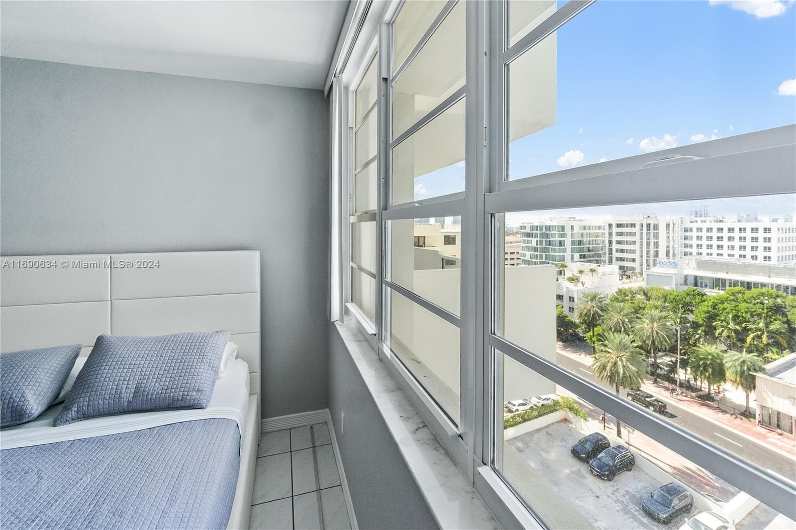 100 Lincoln Rd # 1016, Miami Beach FL 33139 — 7