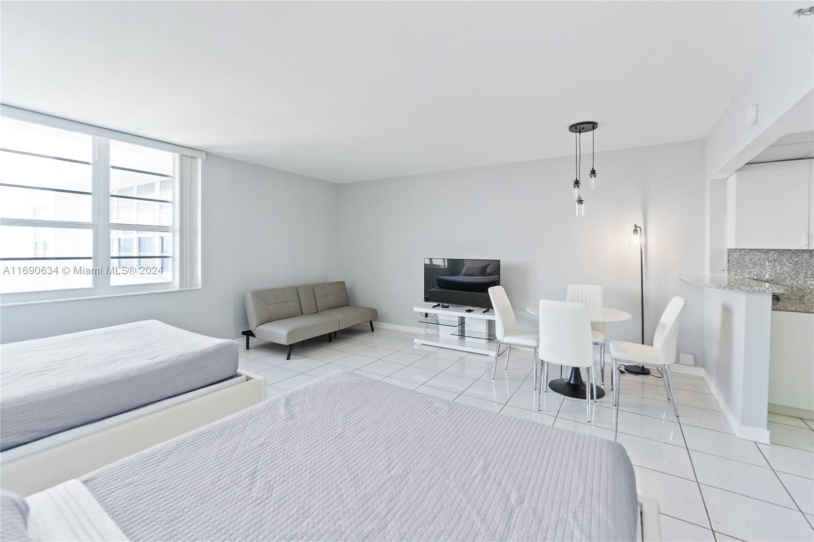 100 Lincoln Rd # 1016, Miami Beach FL 33139 — 5