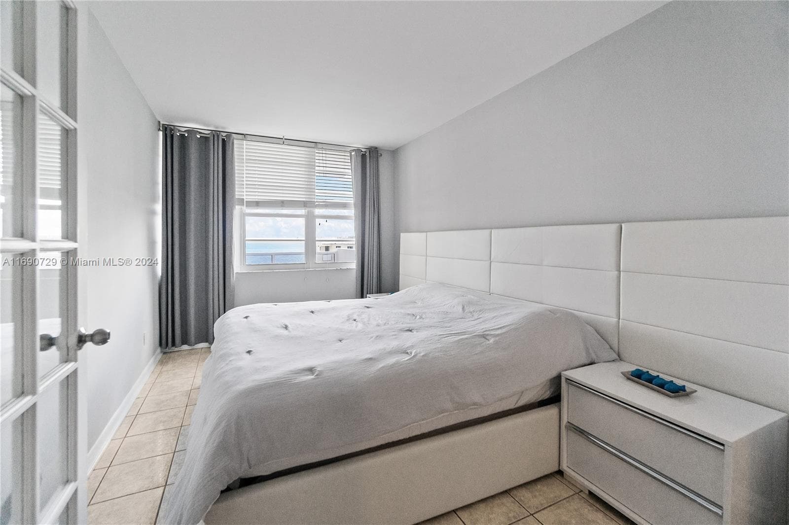 100 Lincoln Rd # 1019, Miami Beach FL 33139 — 6