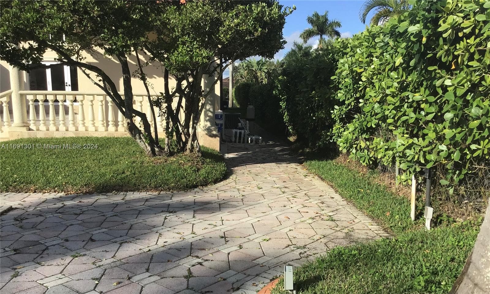 13460 SW 32nd ST, Kendall FL 33175 — 21