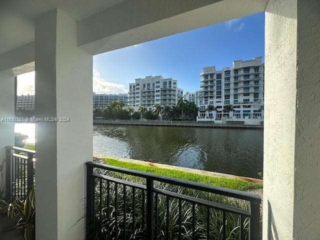 3175 NE 184th St # 3103, Aventura FL 33160 — 2