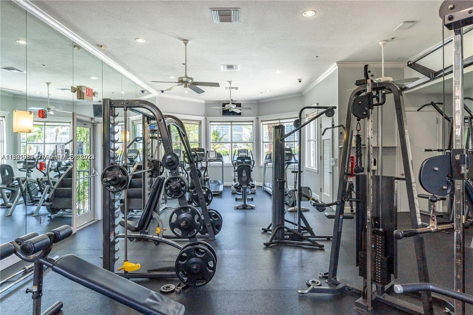 3175 NE 184th St # 3103, Aventura FL 33160 — 17