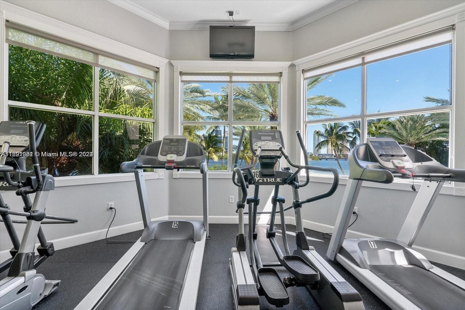 3175 NE 184th St # 3103, Aventura FL 33160 — 18
