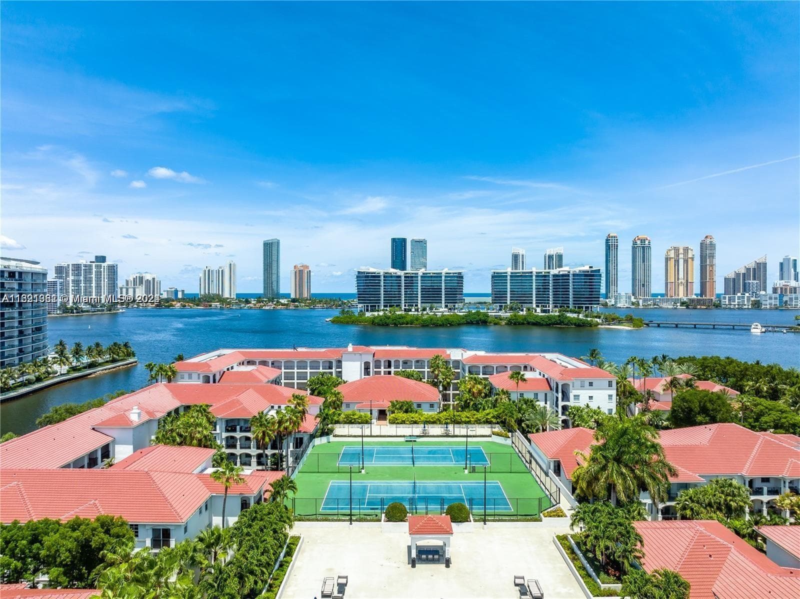 3175 NE 184th St # 3103, Aventura FL 33160 — 25