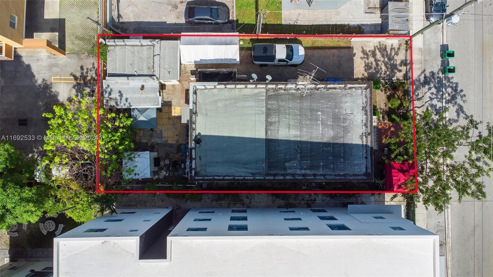520 SW 11th Ave, Miami FL 33130 — 9