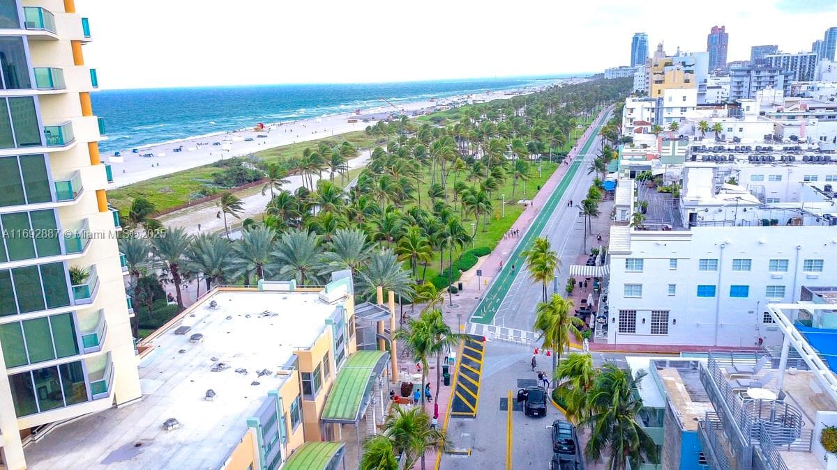 1446 Ocean Dr # 2, Miami Beach FL 33139 — 22