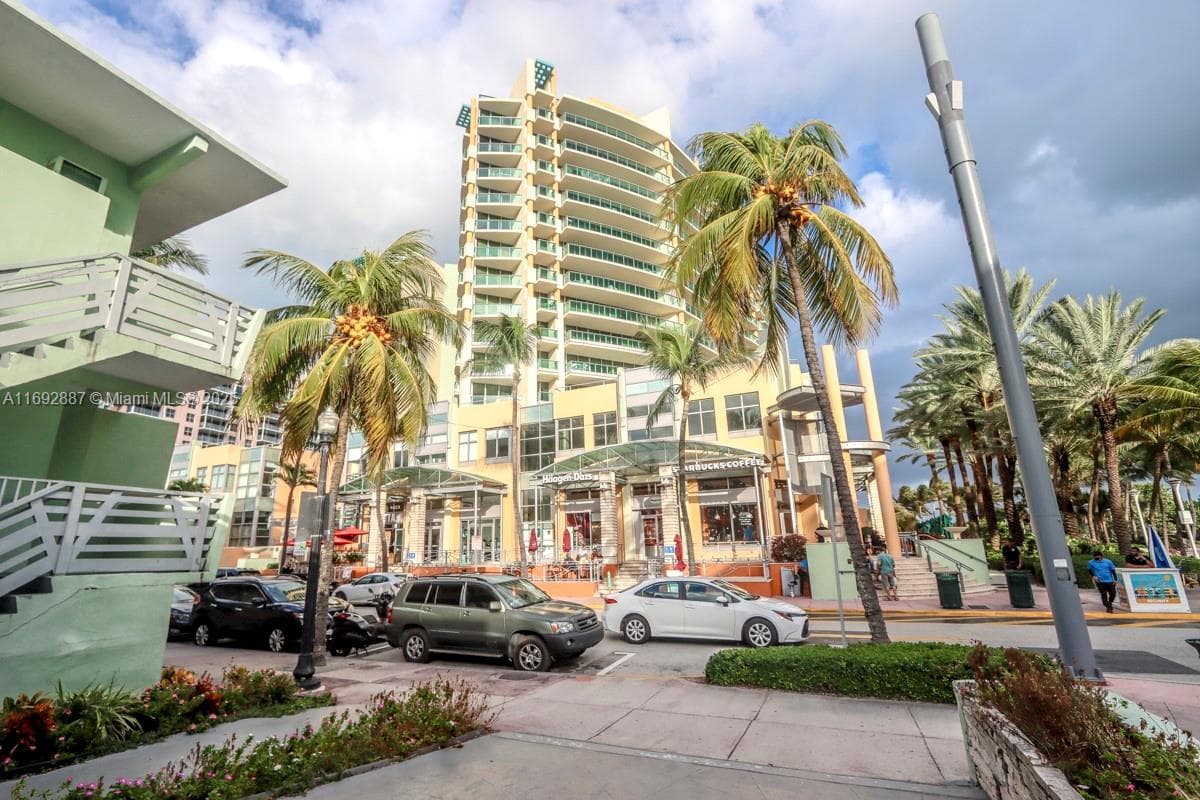 1446 Ocean Dr # 2, Miami Beach FL 33139 — 14