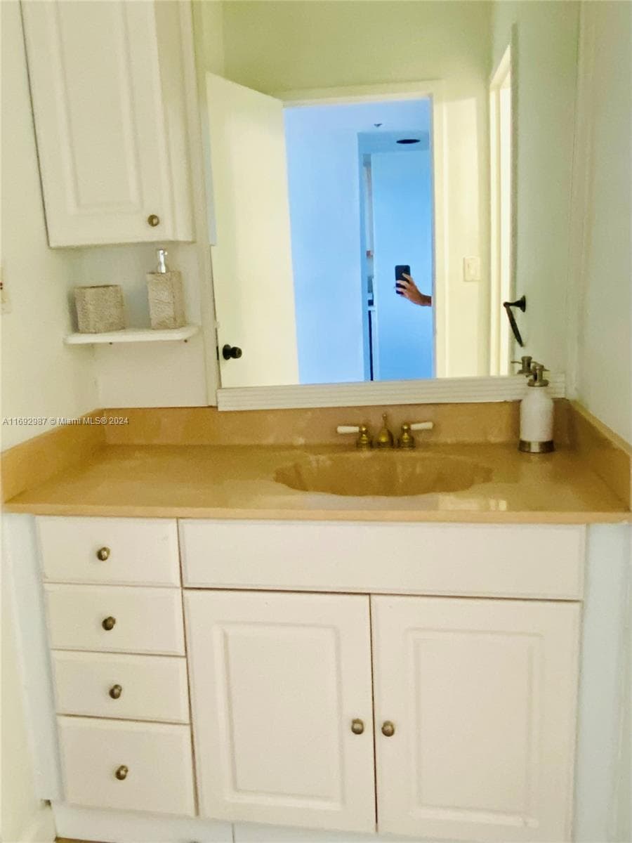 The Decoplage Condo, Miami Beach, FL — 13