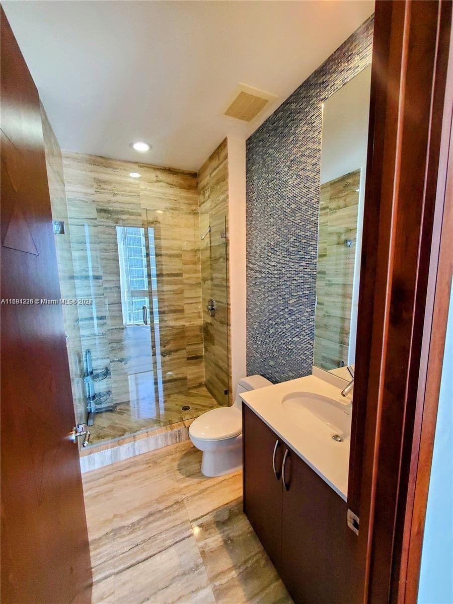 16001 Collins Ave # 3601, Sunny Isles Beach FL 33160 — 31