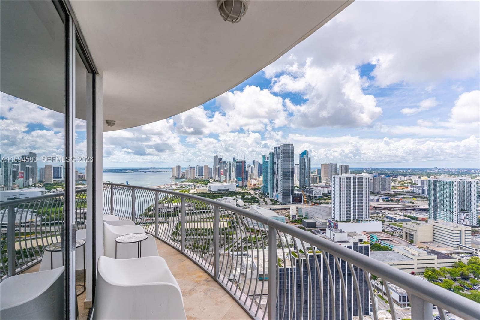 1750 N Bayshore Dr # 5014, Miami FL 33132 — 18