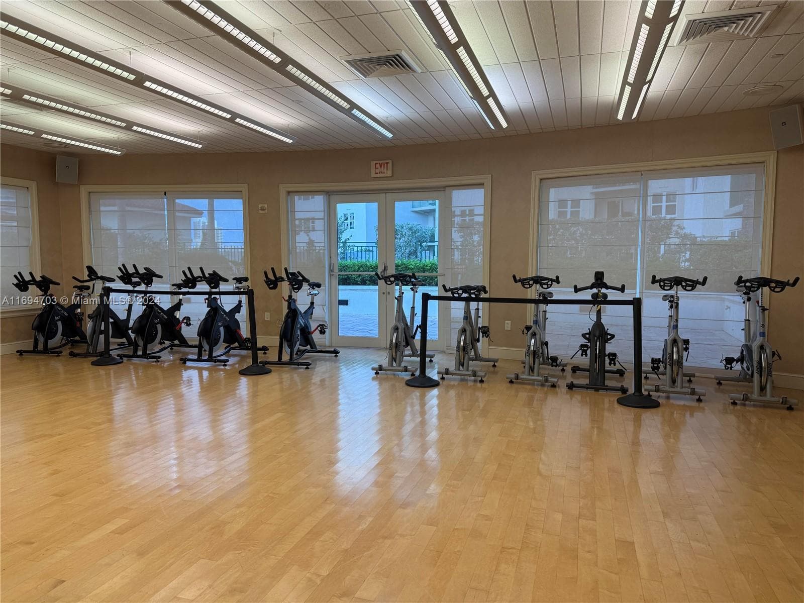 20000 E Country Club Dr # 803, Aventura FL 33180 — 22