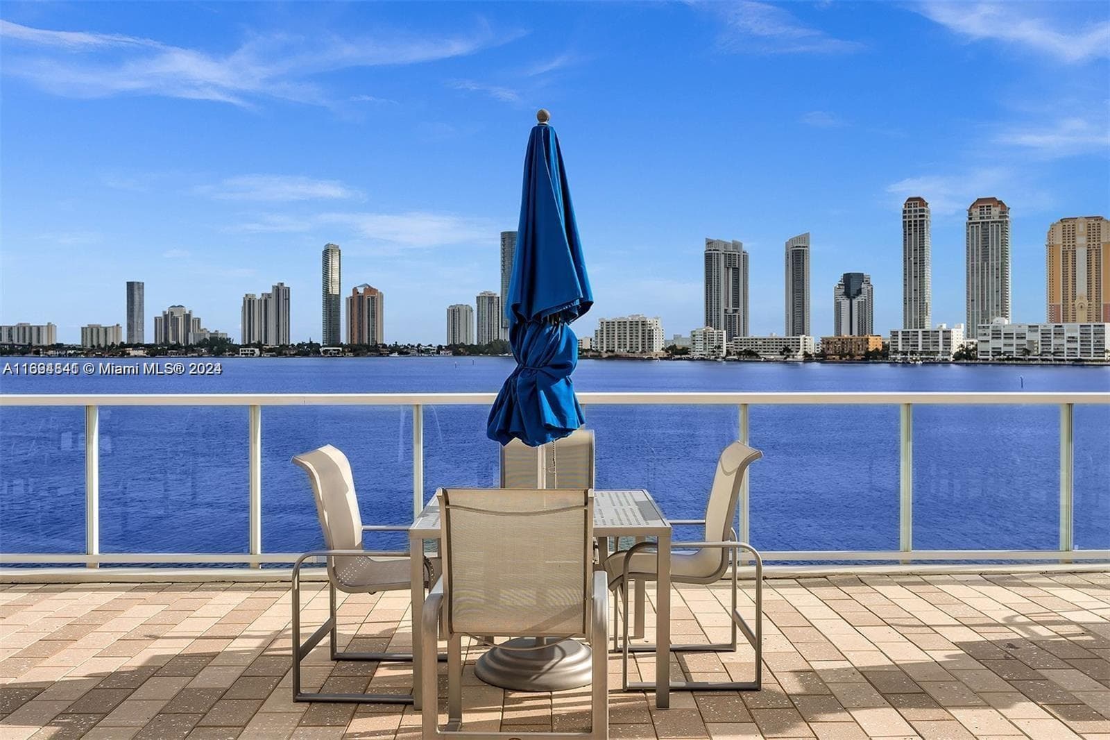 3000 Island Blvd # 1201, Aventura FL 33160 — 43