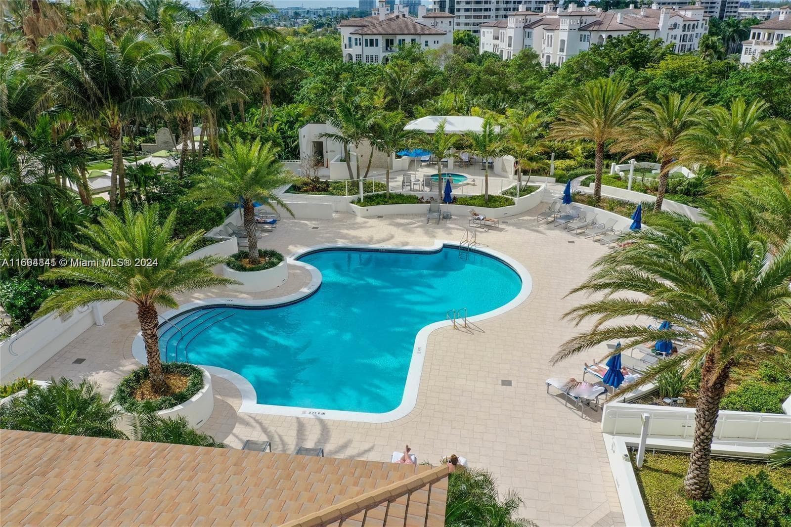 3000 Island Blvd # 1201, Aventura FL 33160 — 53