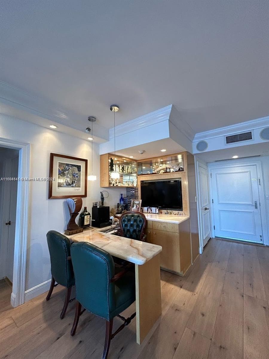 3000 Island Blvd # 1201, Aventura FL 33160 — 7