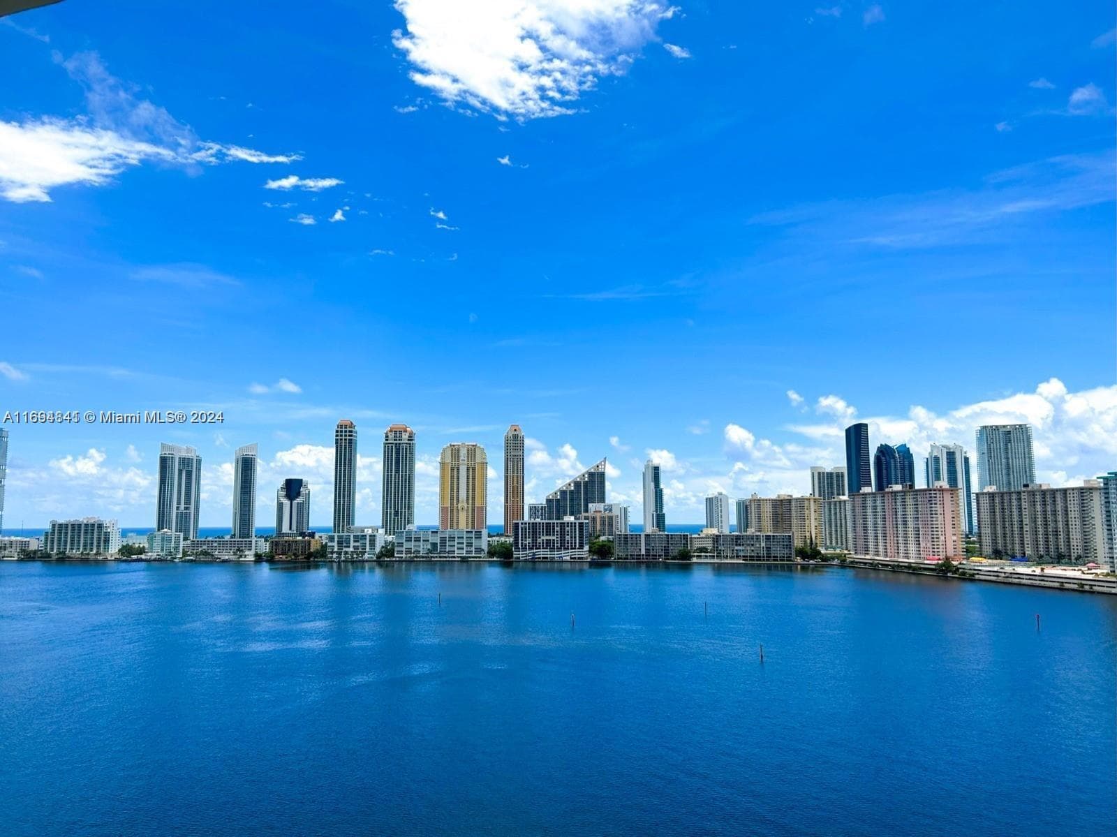 3000 Island Blvd # 1201, Aventura FL 33160 — 1