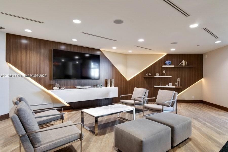 3000 Island Blvd # 1201, Aventura FL 33160 — 30