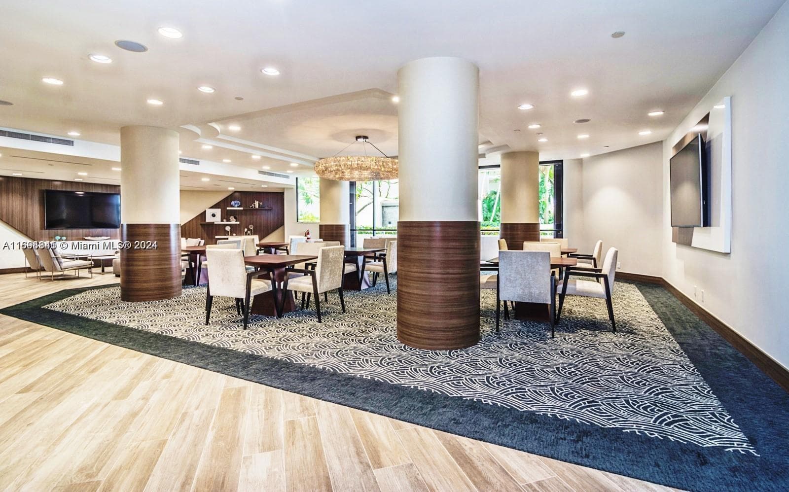 3000 Island Blvd # 1201, Aventura FL 33160 — 33