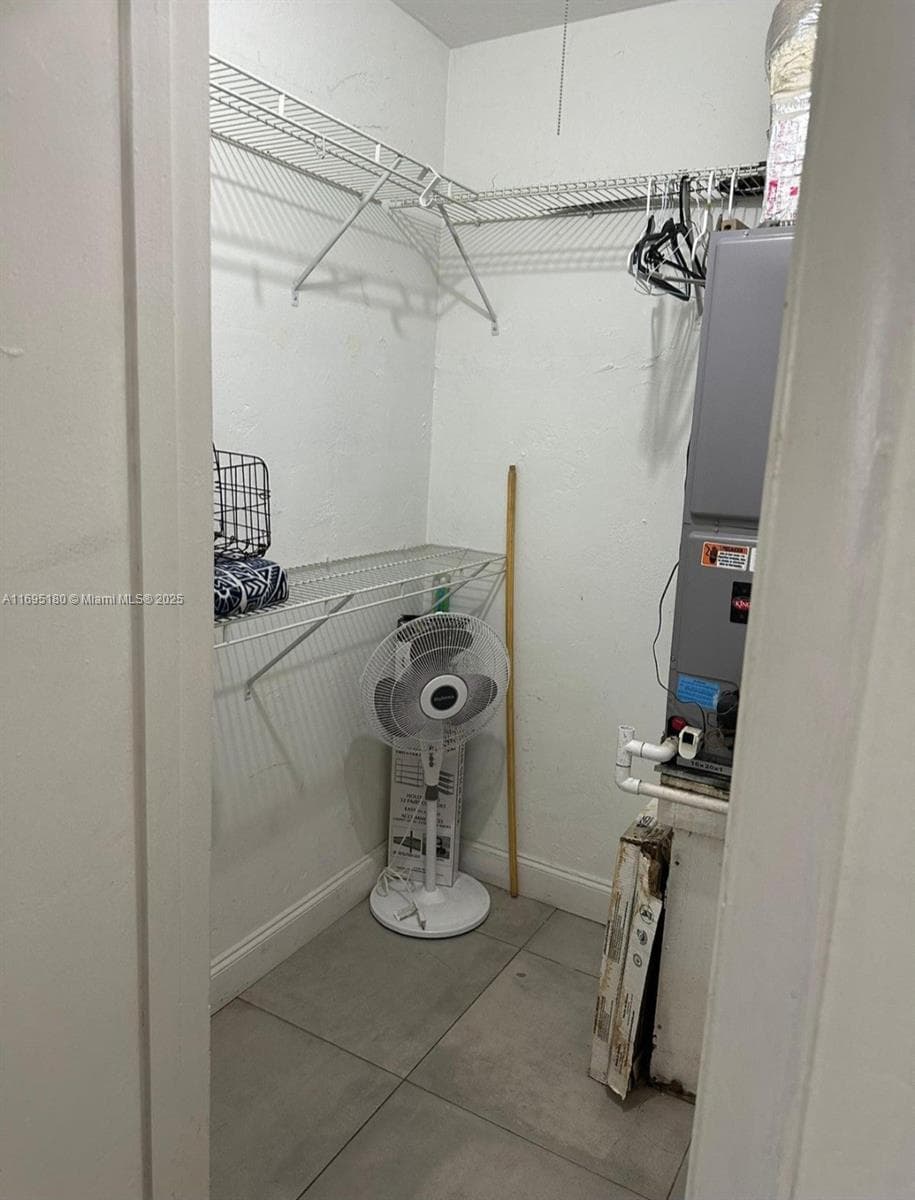 653 Michigan Ave # 4, Miami Beach FL 33139 — 7