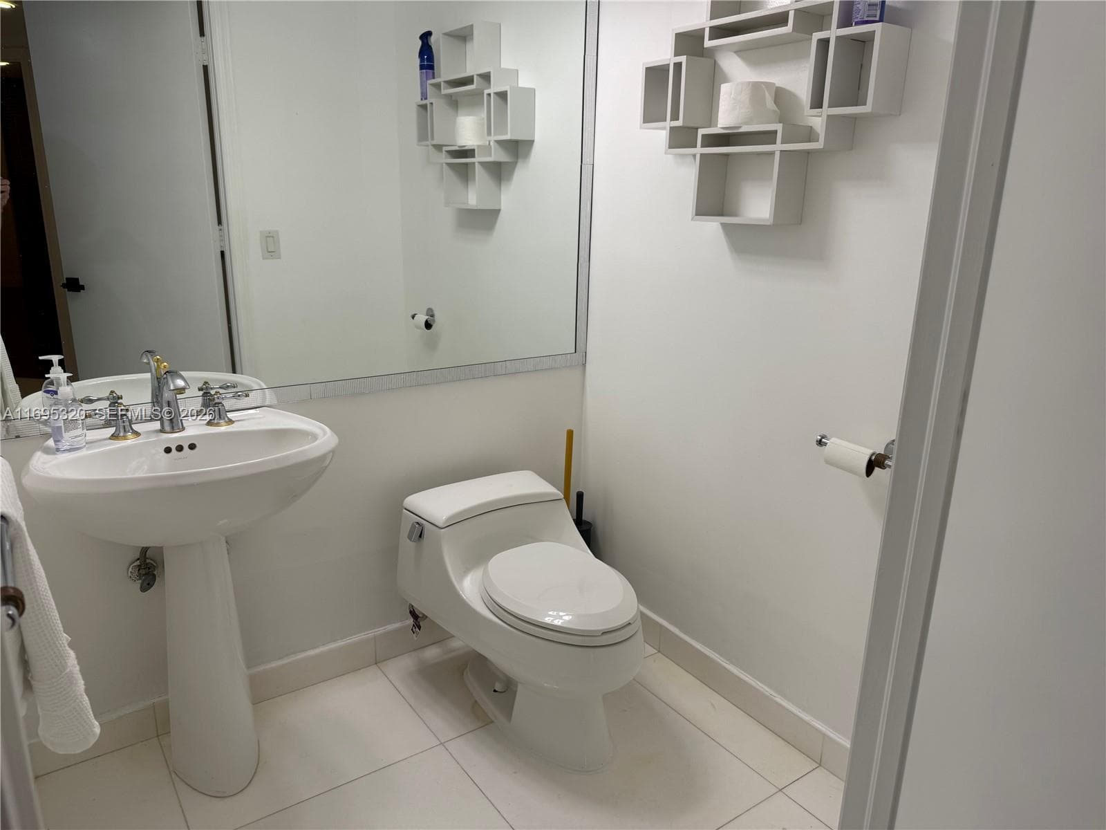 9559 Collins Ave # C, Surfside FL 33154 — 9