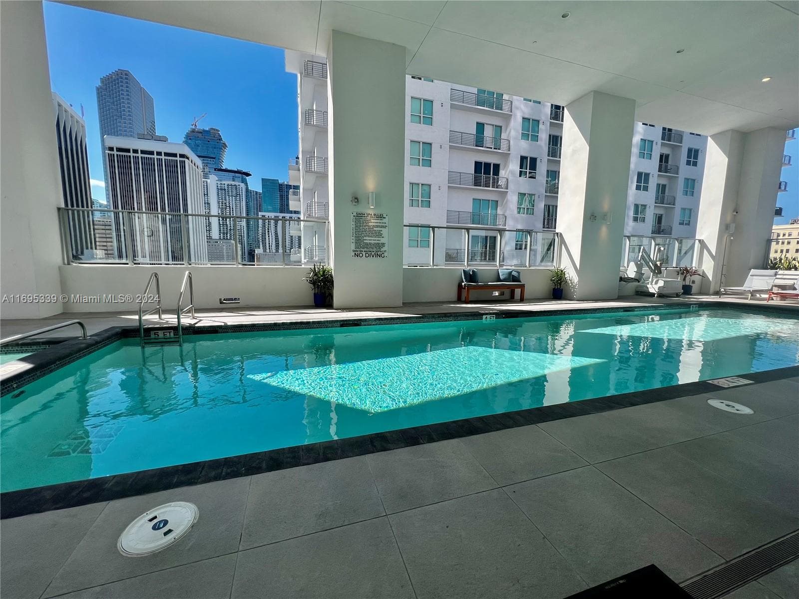 227 NE 2nd St # 2613, Miami FL 33132 — 28