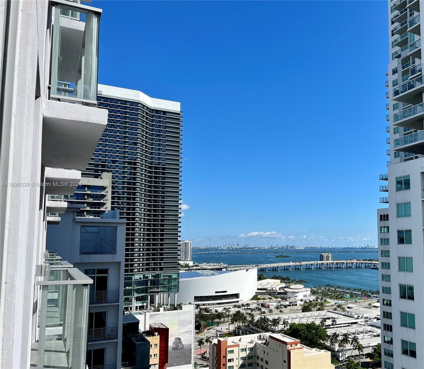 227 NE 2nd St # 2613, Miami FL 33132 — 11