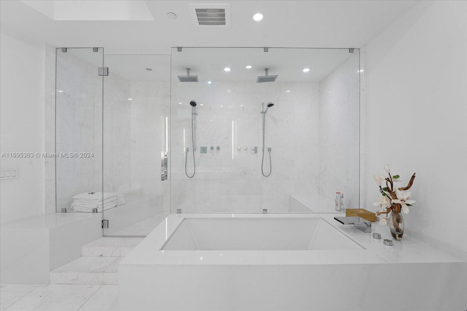 18555 Collins Ave # 3405, Sunny Isles Beach FL 33160 — 15