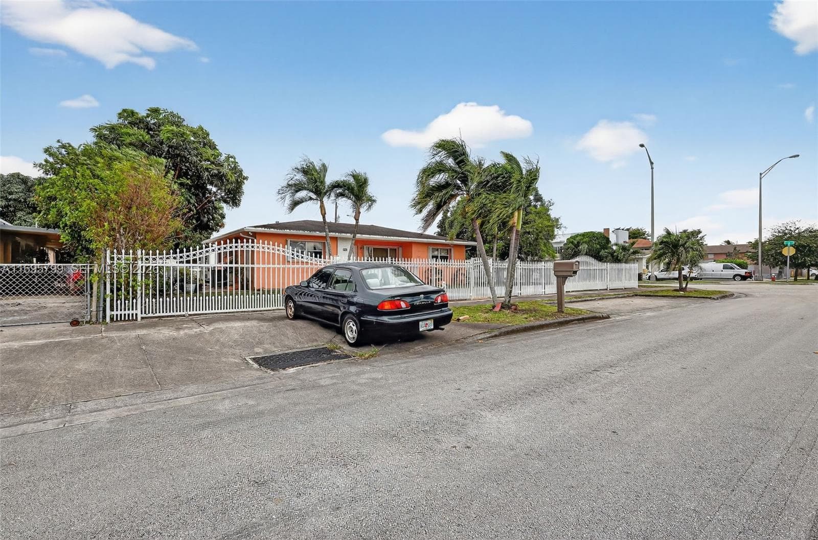 500 E 30th St, Hialeah FL 33013 — 4