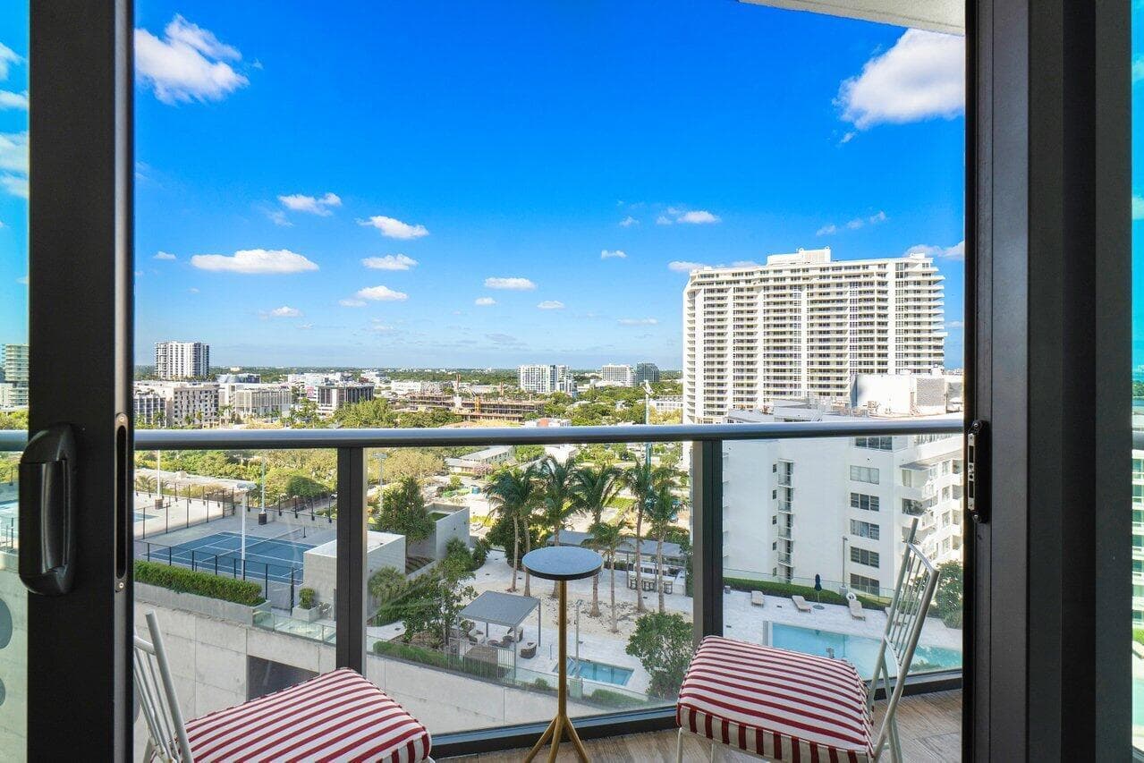 650 NE 32nd Street # 1508, Miami FL 33137 — 10