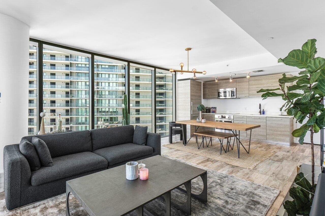 650 NE 32nd Street # 1508, Miami FL 33137 — 8
