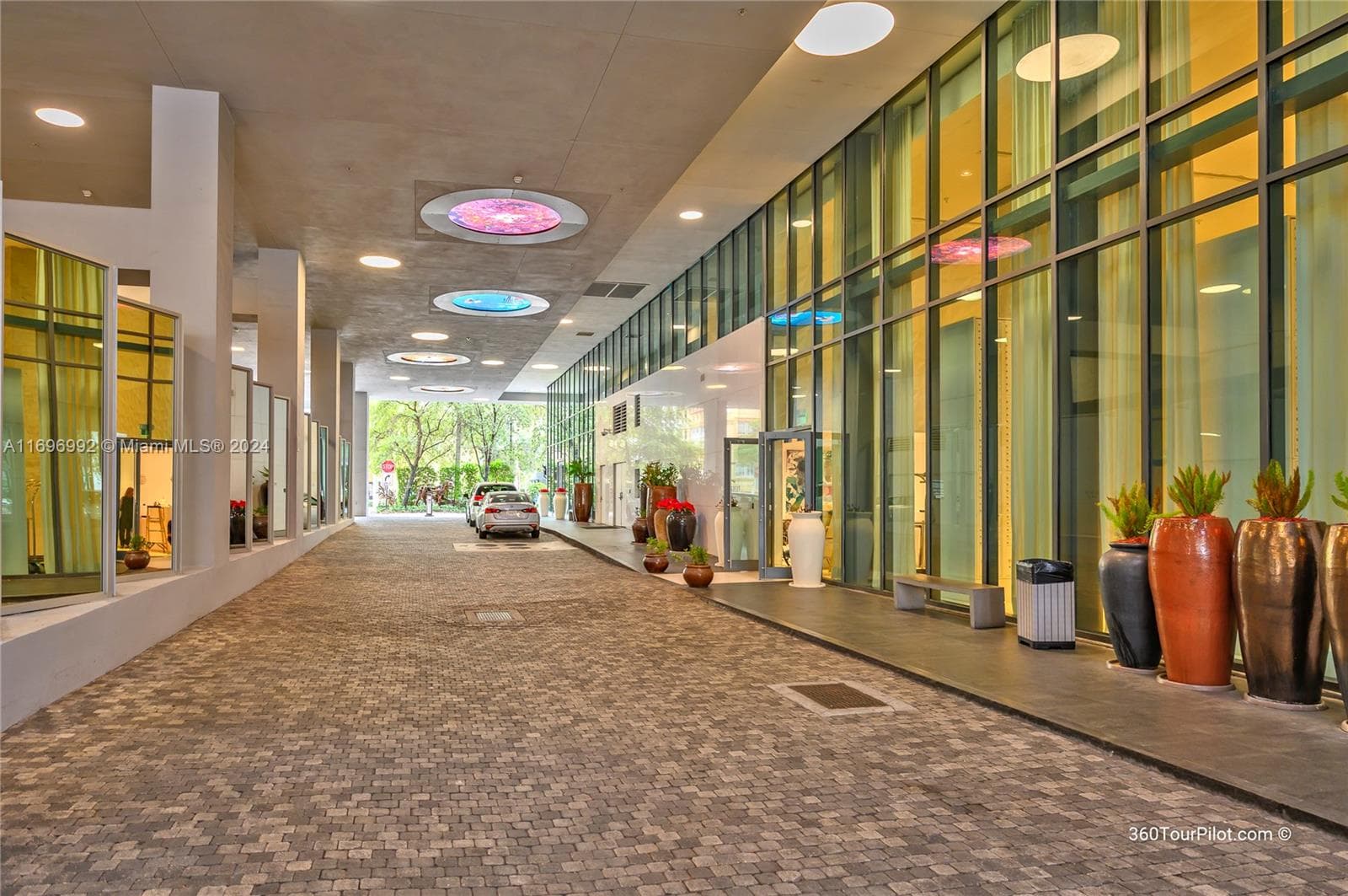 1300 S Miami Ave # 3704, Miami FL 33130 — 2