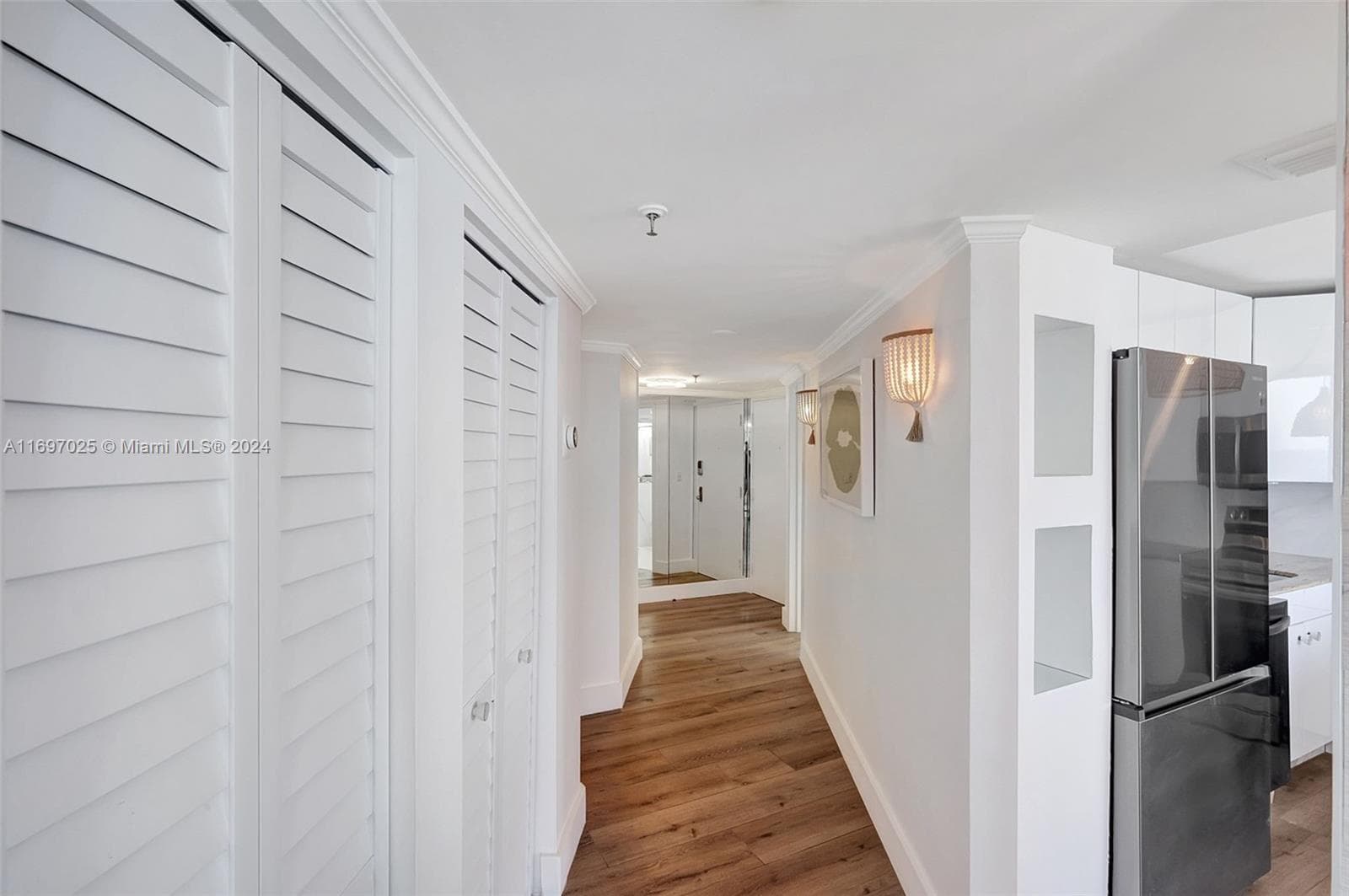 2401 Collins Ave # 1902, Miami Beach FL 33140 — 16