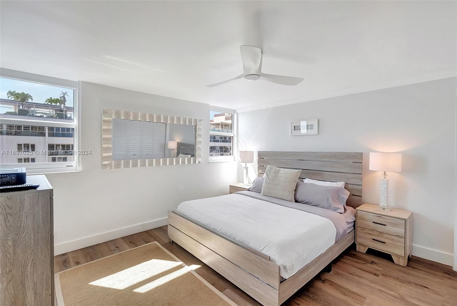 2401 Collins Ave # 1902, Miami Beach FL 33140 — 12
