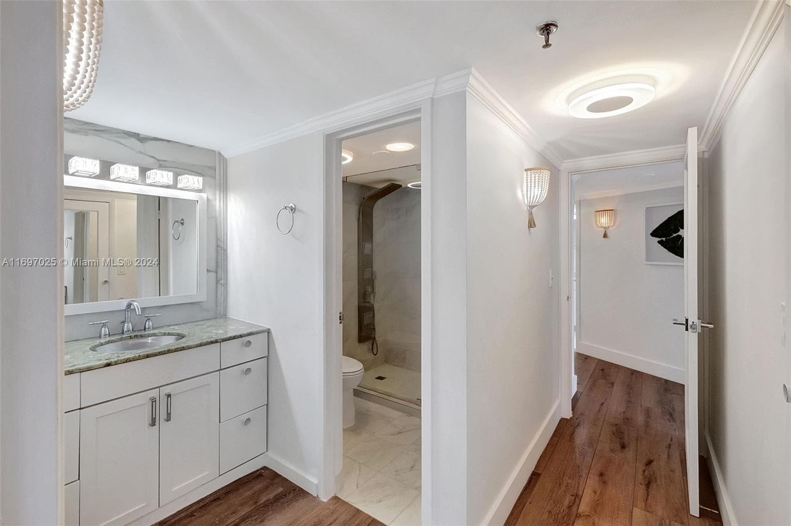 2401 Collins Ave # 1902, Miami Beach FL 33140 — 11