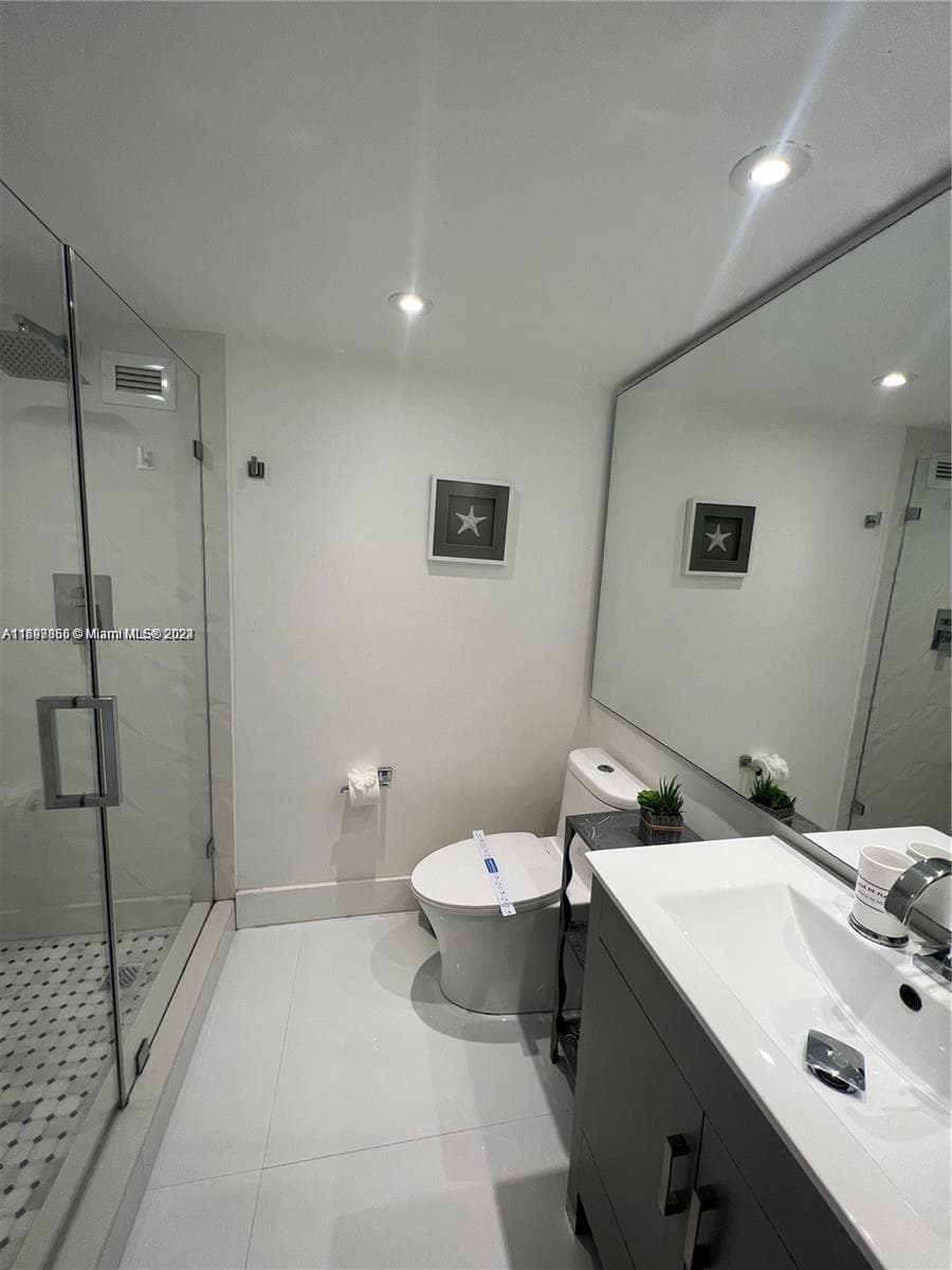 5161 COLLINS AVE # 1403, Miami Beach FL 33140 — 12
