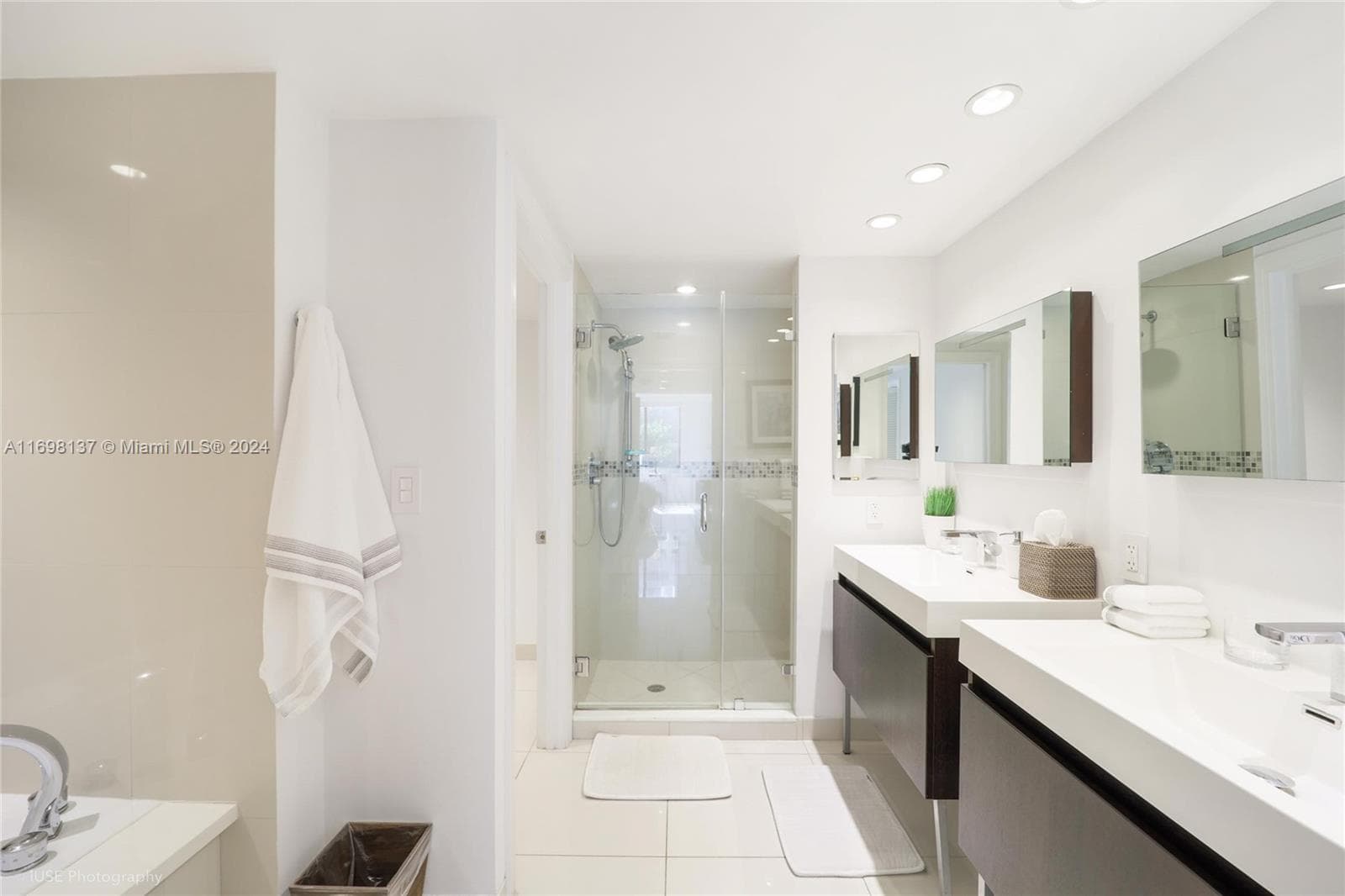 Key Colony No 4 Condo, Key Biscayne, FL — 7