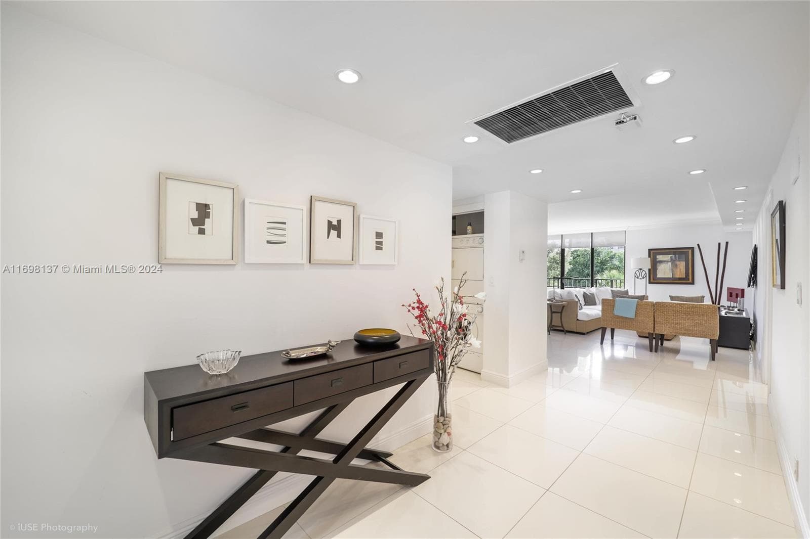 Key Colony No 4 Condo, Key Biscayne, FL — 1