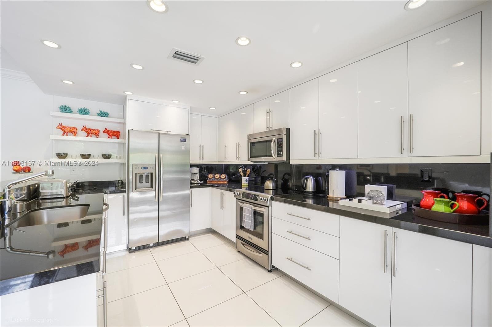 Key Colony No 4 Condo, Key Biscayne, FL — 5