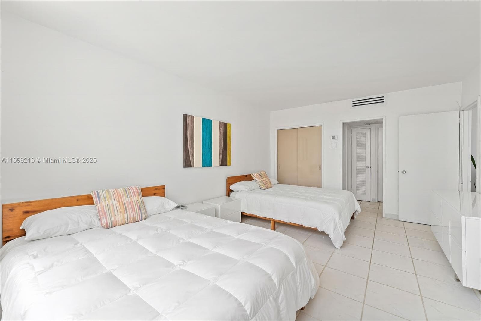 5700 Collins Ave # 5B, Miami Beach FL 33140 — 16